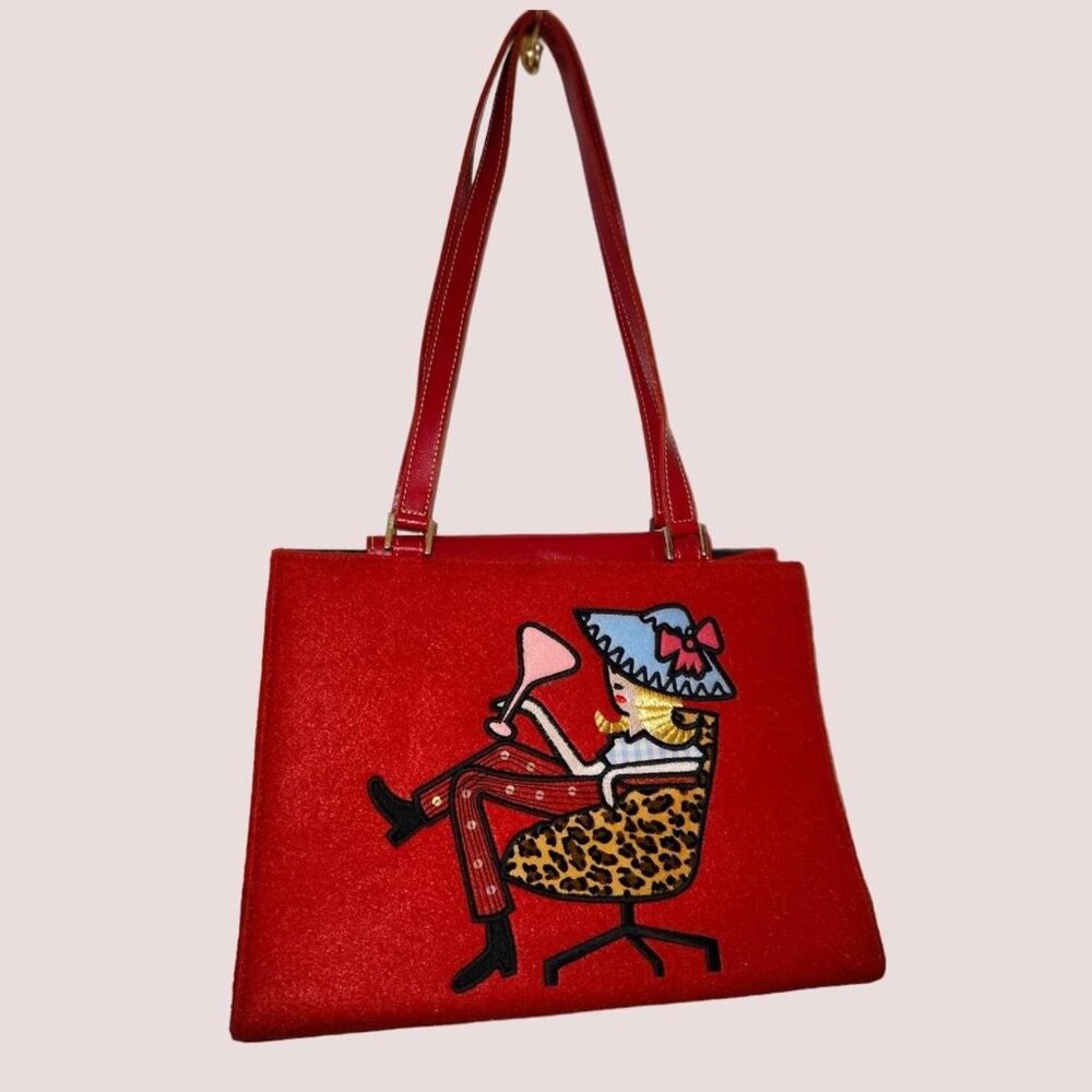 Vintage Red Retro Artsy European Style Shoulder Bag! ❤️🍸❤️🍸❤️🍸❤️